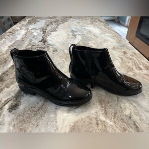 Aerosole patent leather boots size 7W